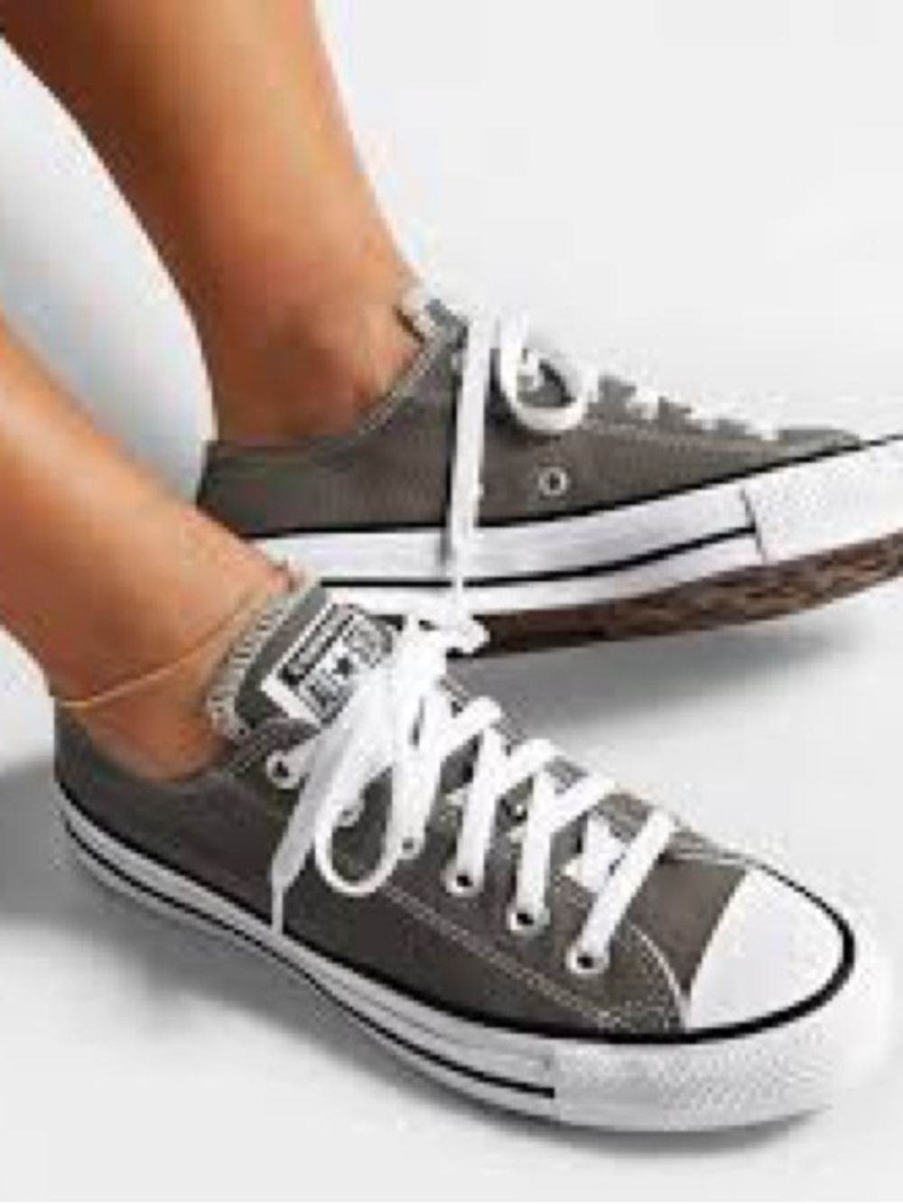 GUC Converse Low-Top Canvas Sneakers in Gray and White Mens 10 Women’s 12